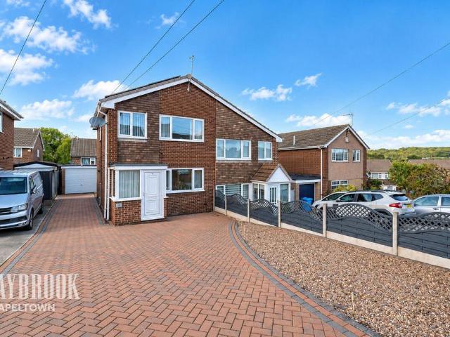 3 bedroom semi detached house for sale
