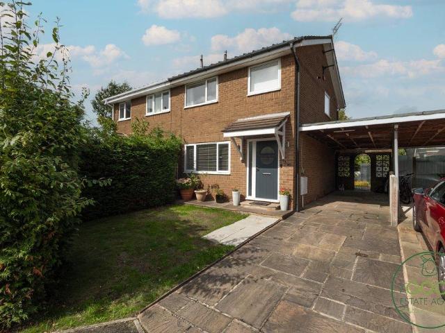 3 bedroom semi detached house for sale