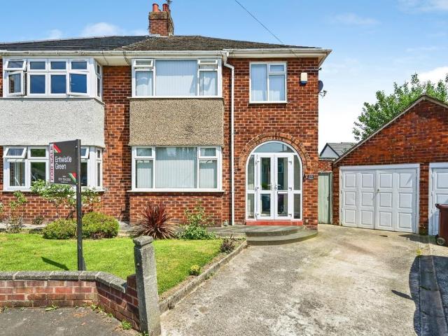 3 bedroom semi detached house for sale
