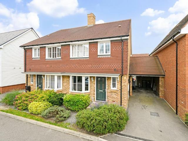3 bedroom semi detached house for sale