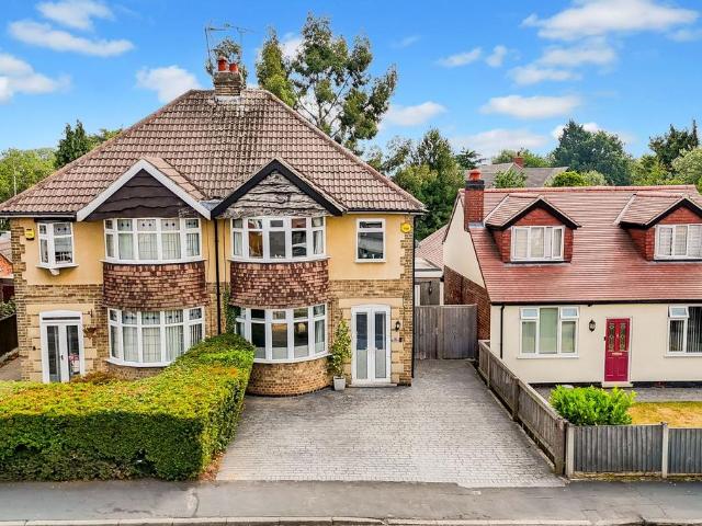 3 bedroom semi detached house for sale