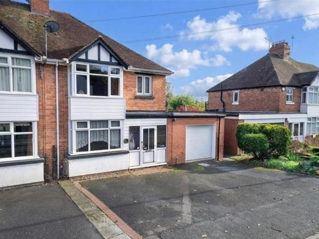 3 bedroom semi detached house for sale