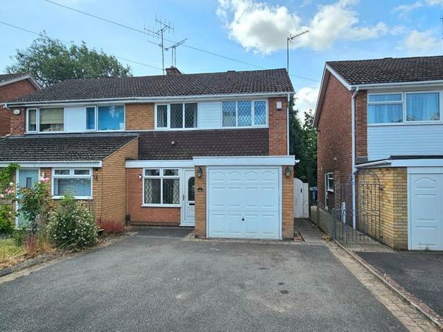 3 bedroom semi detached house for sale