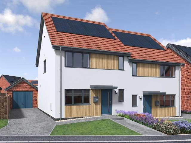 3 bedroom semi detached house for sale