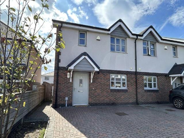 3 bedroom semi detached house for sale