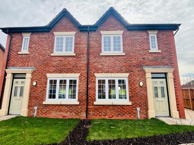 3 bedroom semi detached house for sale