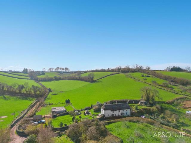 3 bedroom cottage for sale