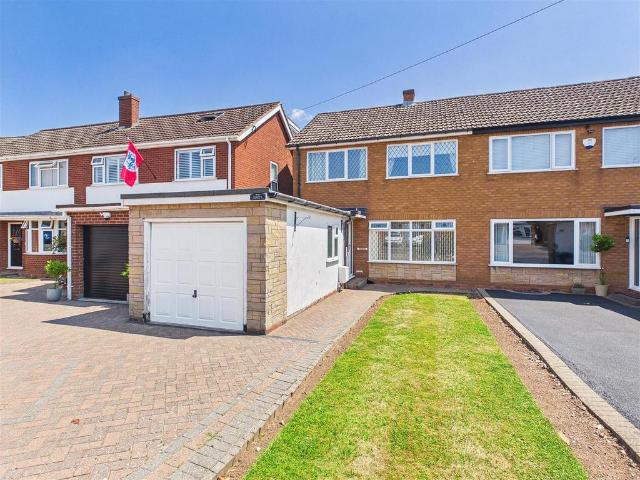 3 bedroom semi detached house for sale