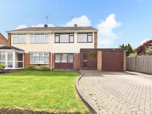 3 bedroom semi detached house for sale