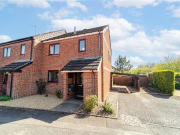 House for sale in Burhill - Garden, Equipped kitchen