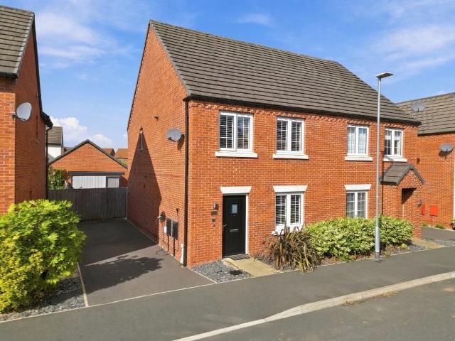 3 bedroom semi detached house for sale