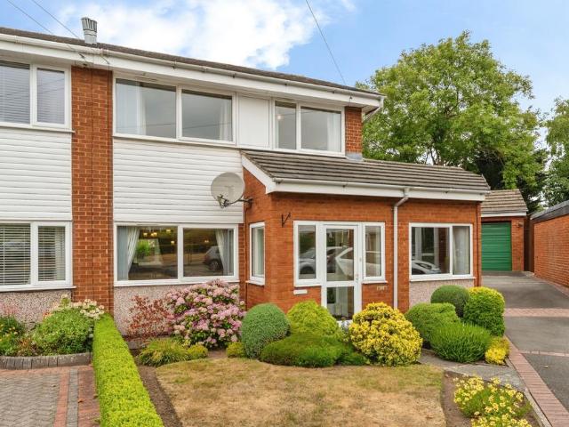 3 bedroom semi detached house for sale