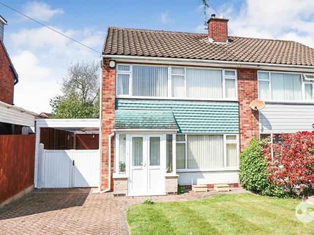 3 bedroom semi detached house for sale