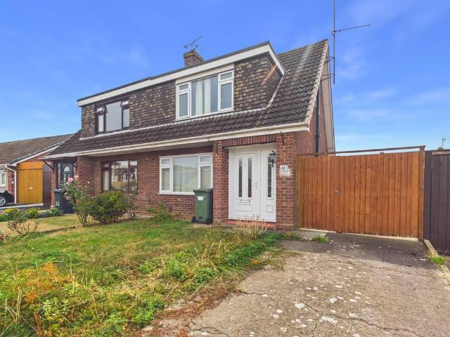 3 bedroom semi detached house for sale