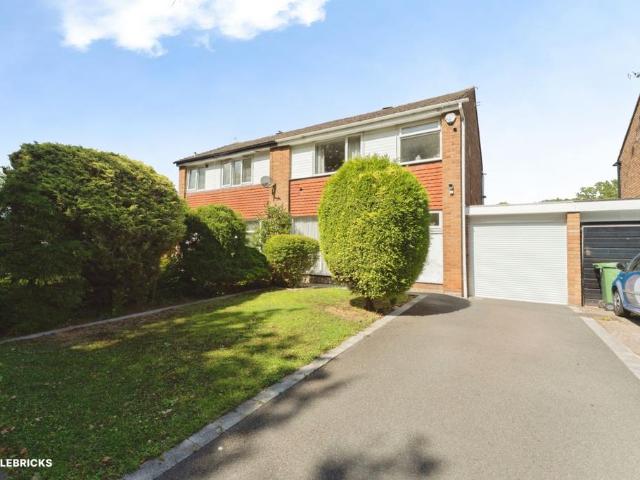 3 bedroom semi detached house for sale