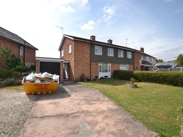 3 bedroom semi detached house for sale