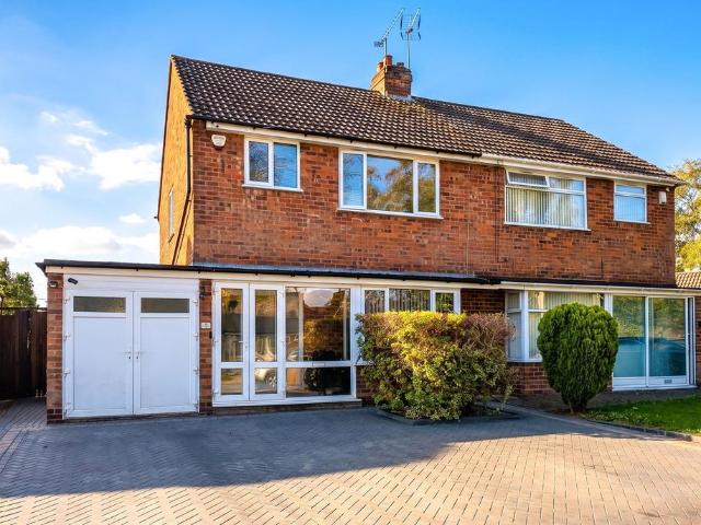 3 bedroom semi detached house for sale