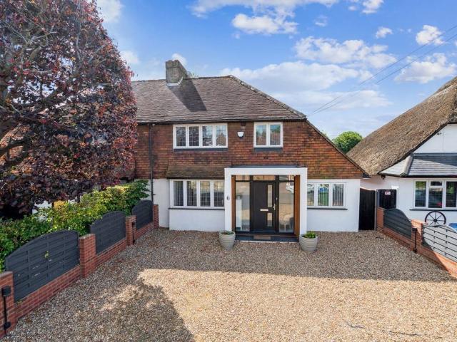 3 bedroom semi detached house for sale