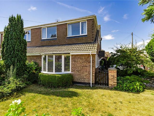 3 bedroom semi detached house for sale
