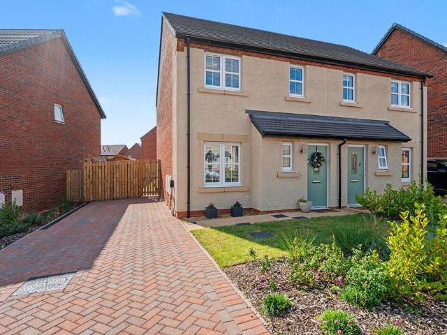 3 bedroom semi detached house for sale