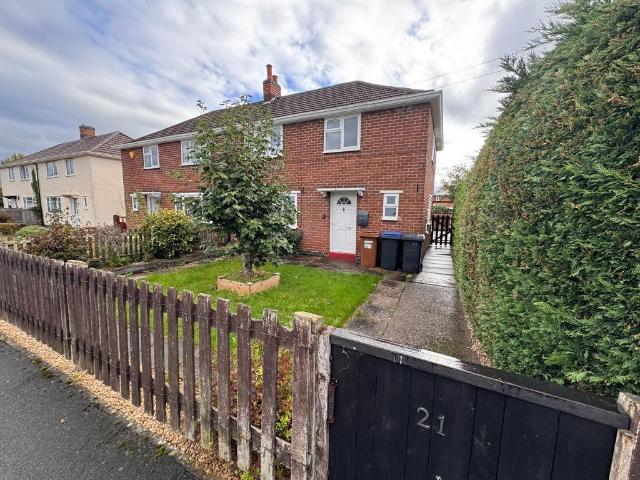 3 bedroom semi detached house for sale