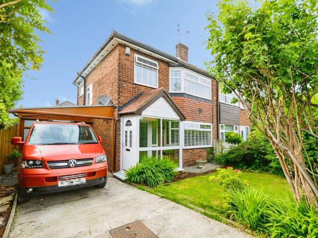 3 bedroom semi detached house for sale