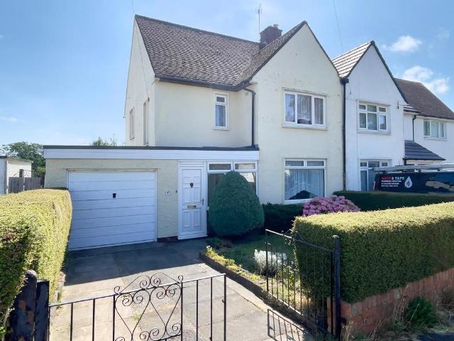 3 bedroom semi detached house for sale