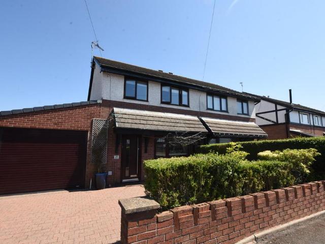 3 bedroom semi detached house for sale
