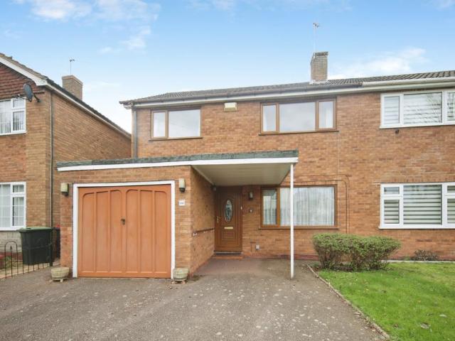 3 bedroom semi detached house for sale