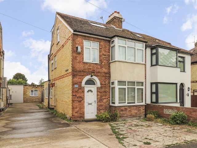 3 bedroom semi detached house for sale