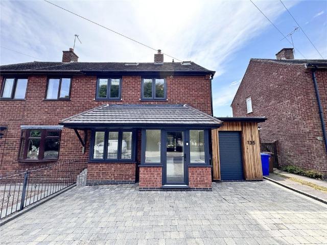 3 bedroom semi detached house for sale