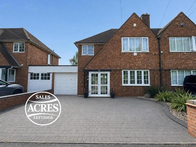 3 bedroom semi detached house for sale