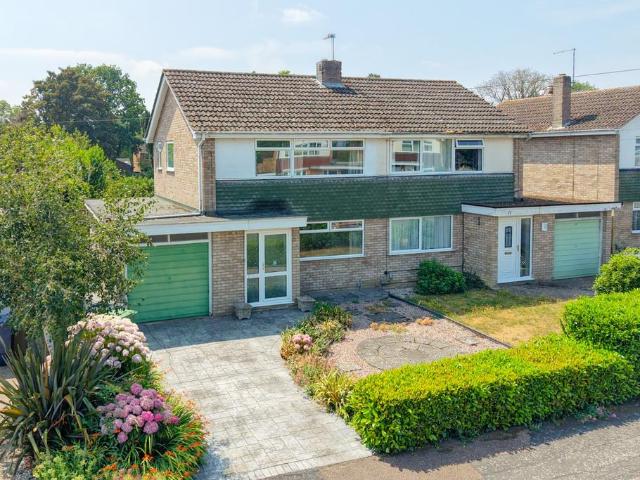 3 bedroom semi detached house for sale