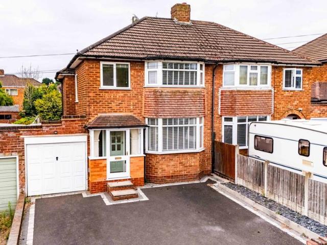 3 bedroom semi detached house for sale