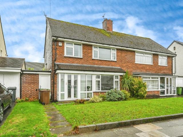 3 bedroom semi detached house for sale
