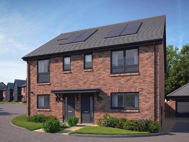 3 bedroom semi detached house for sale