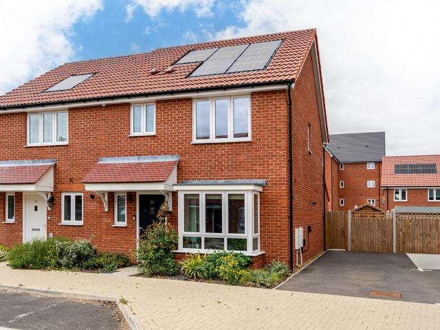 3 bedroom semi detached house for sale