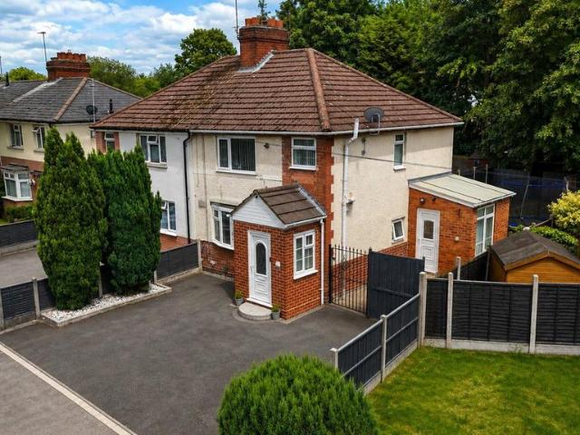 3 bedroom semi detached house for sale