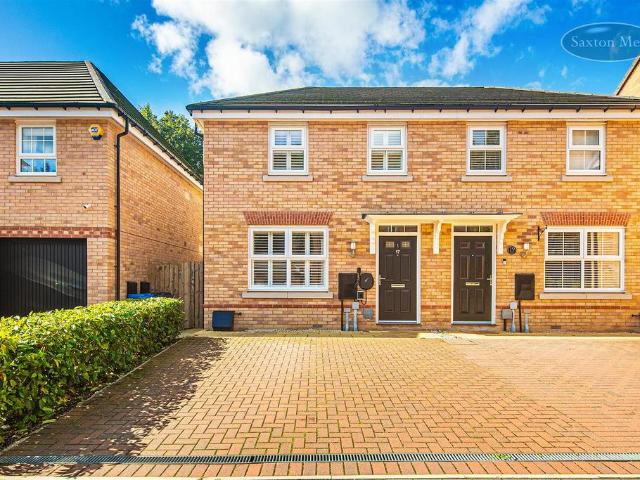 3 bedroom semi detached house for sale