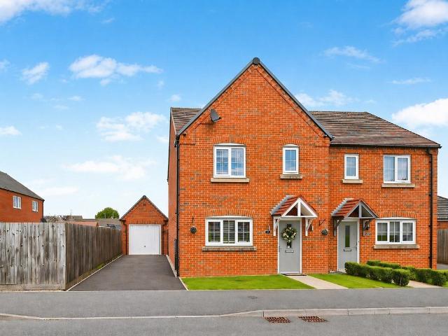3 bedroom semi detached house for sale