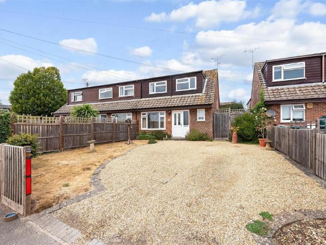 3 bedroom semi detached house for sale