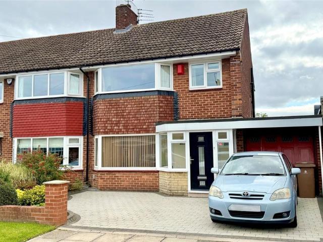 3 bedroom semi detached house for sale