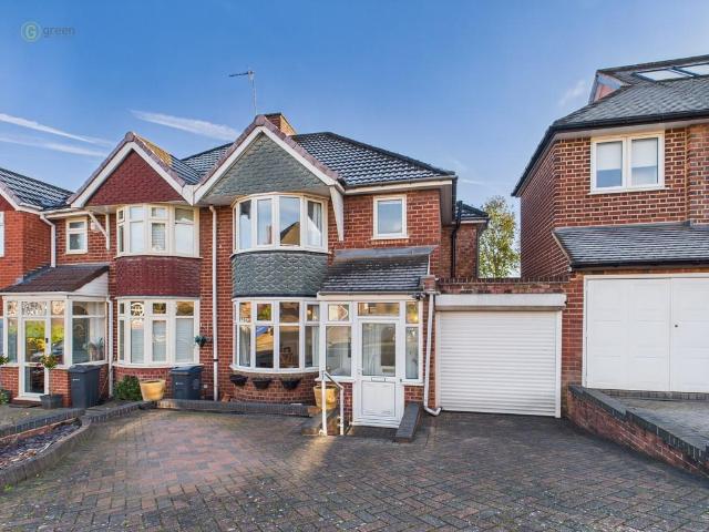 3 bedroom semi detached house for sale