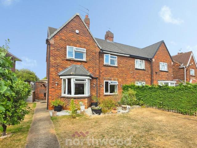 3 bedroom semi detached house for sale