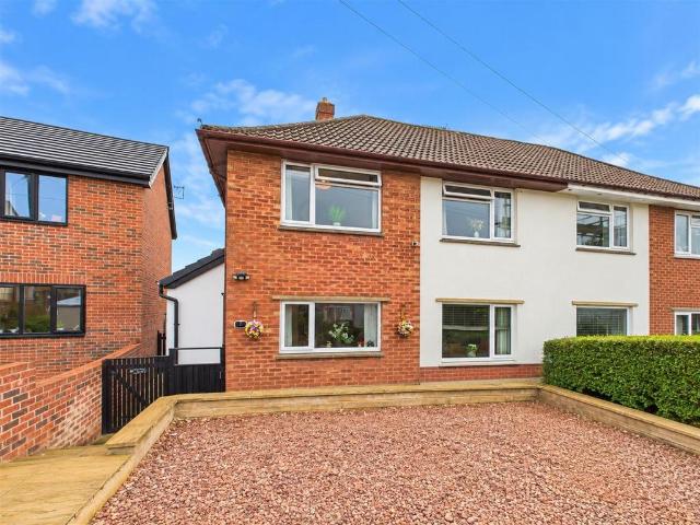 3 bedroom semi detached house for sale