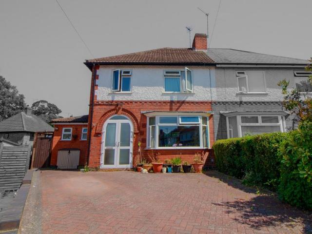 3 bedroom semi detached house for sale