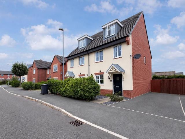 3 bedroom semi detached house for sale