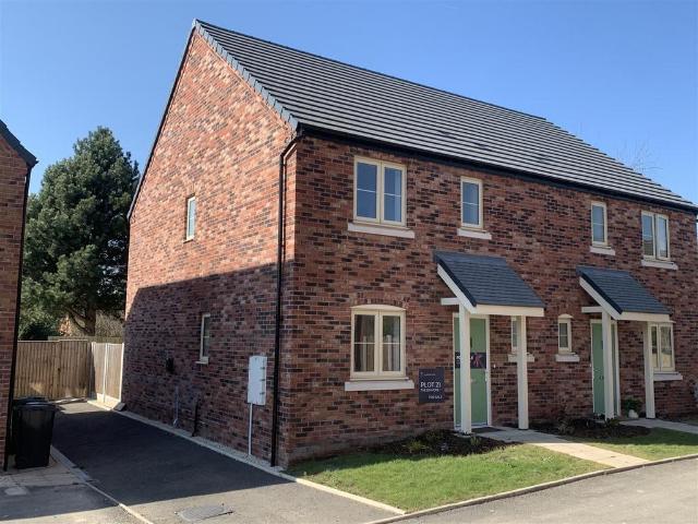 3 bedroom semi detached house for sale