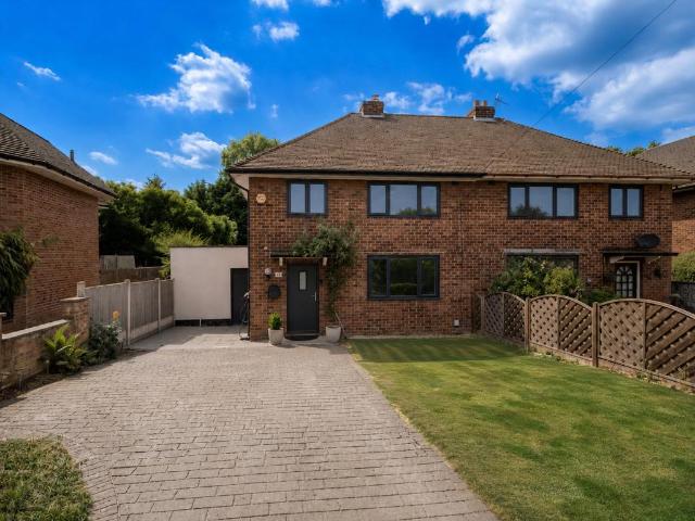 3 bedroom semi detached house for sale