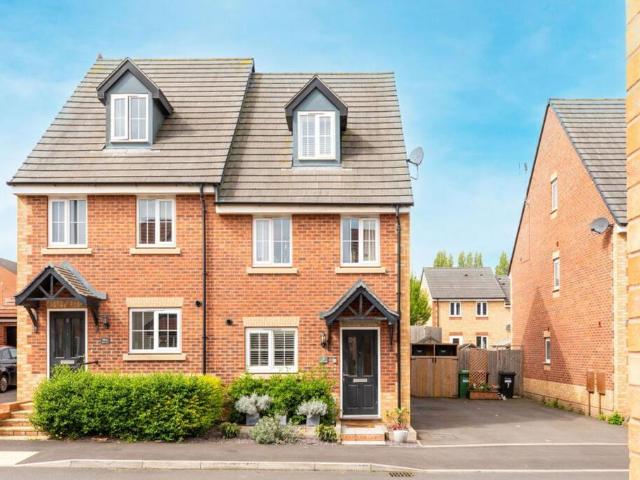 3 bedroom semi detached house for sale
